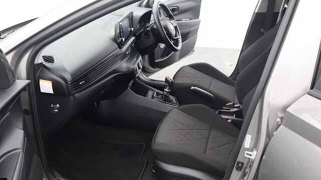 Hyundai BAYON 1.0 T-GDi MHEV SE Connect SUV 5dr Petrol Hybrid Manual Euro 6 (s/s) (100 ps)