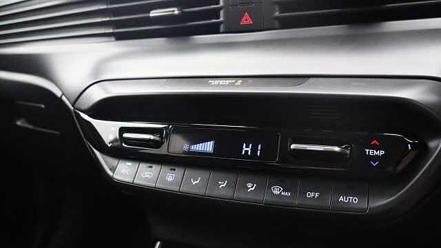 Hyundai BAYON 1.0 T-GDi MHEV Premium SUV 5dr Petrol Hybrid DCT Euro 6 (s/s) (100 ps)