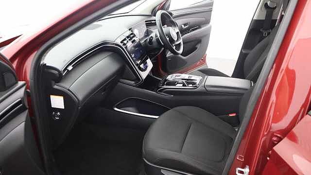 Hyundai TUCSON 1.6 h T-GDi Premium SUV 5dr Petrol Hybrid Auto Euro 6 (s/s) (230 ps)
