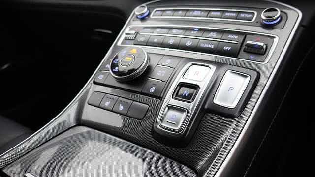 Hyundai Santa Fe 2.2 CRDi Premium SUV 5dr Diesel DCT 4WD Euro 6 (s/s) (193 ps)