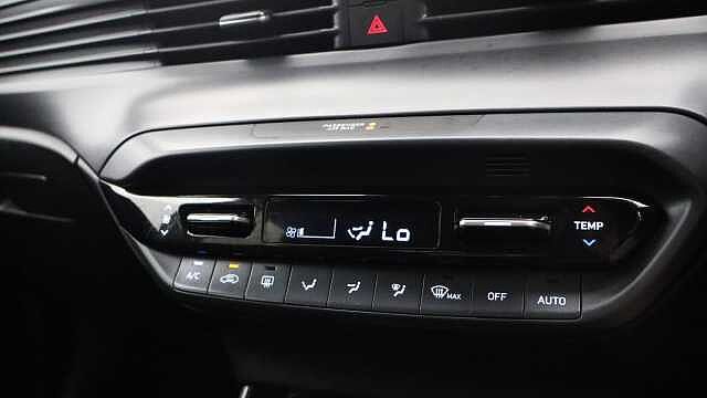 Hyundai i20 1.0 T-GDi Premium Hatchback 5dr Petrol DCT Euro 6 (s/s) (100 ps)