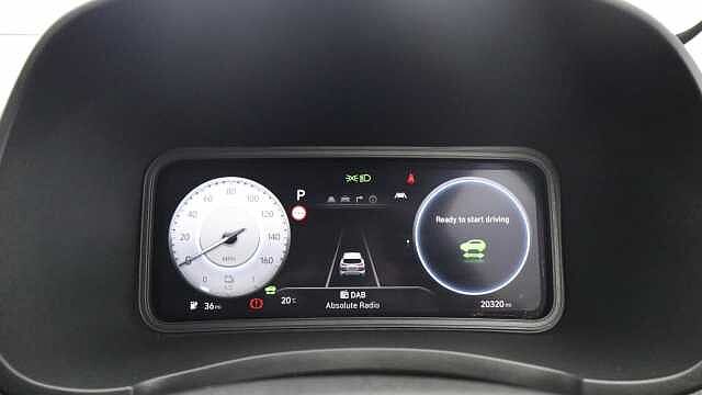 Hyundai KONA 64kWh Premium SUV 5dr Electric Auto (10.5kW Charger) (204 ps)