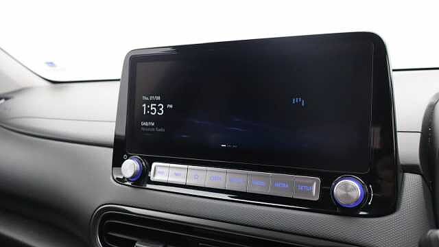 Hyundai KONA 64kWh Premium SUV 5dr Electric Auto (10.5kW Charger) (204 ps)