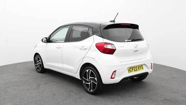 Hyundai i10 1.2 Premium Hatchback 5dr Petrol Auto Euro 6 (s/s) (84 ps)