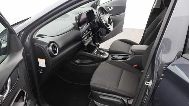 Hyundai KONA 1.6 h-GDi Premium SUV 5dr Petrol Hybrid DCT Euro 6 (s/s) (141 ps)