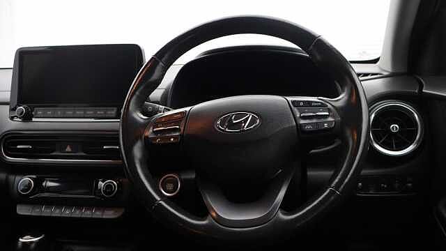 Hyundai KONA 1.6 h-GDi Premium SUV 5dr Petrol Hybrid DCT Euro 6 (s/s) (141 ps)