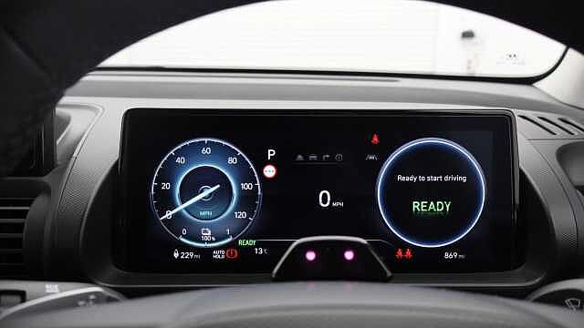 Hyundai INSTER Long Range 49kWh 02 SUV 5dr Electric Auto (115 ps)