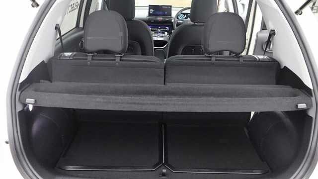 Hyundai INSTER Long Range 49kWh 02 SUV 5dr Electric Auto (115 ps)