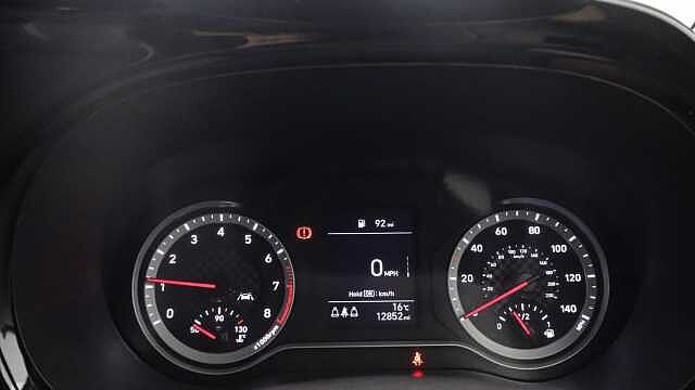 Hyundai i10 1.0 Premium Hatchback 5dr Petrol Manual Euro 6 (s/s) (67 ps)