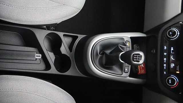 Hyundai i10 1.0 Premium Hatchback 5dr Petrol Manual Euro 6 (s/s) (67 ps)