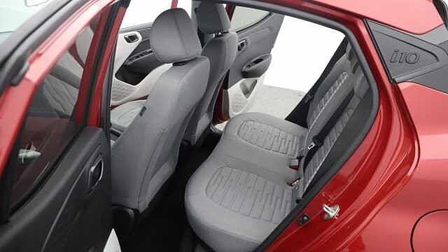 Hyundai i10 1.0 Premium Hatchback 5dr Petrol Manual Euro 6 (s/s) (67 ps)