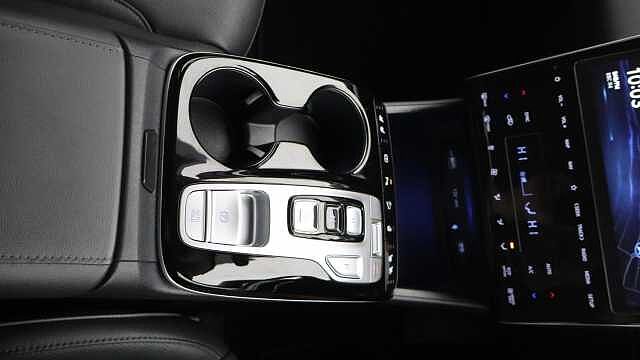 Hyundai TUCSON 1.6 h T-GDi 13.8kWh Ultimate SUV 5dr Petrol Plug-in Hybrid Auto 4WD Euro 6 (s/s)