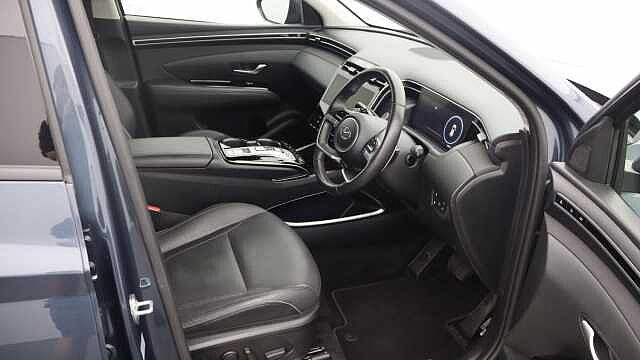 Hyundai TUCSON 1.6 h T-GDi 13.8kWh Ultimate SUV 5dr Petrol Plug-in Hybrid Auto 4WD Euro 6 (s/s)