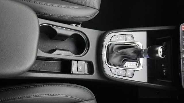 Hyundai KONA 1.6 h-GDi Ultimate SUV 5dr Petrol Hybrid DCT Euro 6 (s/s) (141 ps)