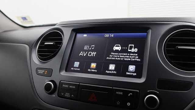 Hyundai i10 1.0 Premium Hatchback 5dr Petrol Manual Euro 6 (67 ps)