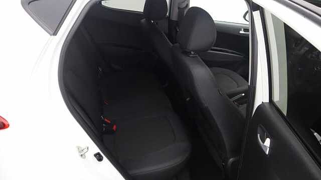 Hyundai i10 1.0 Premium Hatchback 5dr Petrol Manual Euro 6 (67 ps)