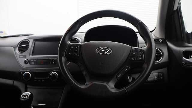 Hyundai i10 1.0 Premium Hatchback 5dr Petrol Manual Euro 6 (67 ps)