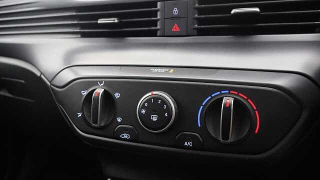 Hyundai BAYON 1.0 T-GDi Advance SUV 5dr Petrol DCT Euro 6 (s/s) (100 ps)