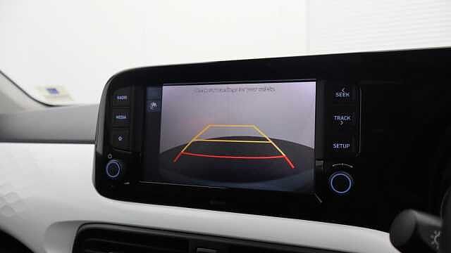 Hyundai i10 1.0 Premium Hatchback 5dr Petrol Manual Euro 6 (s/s) (67 ps)