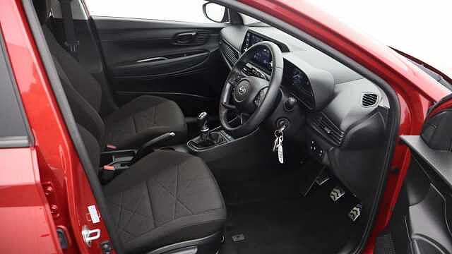 Hyundai BAYON 1.0 T-GDi MHEV SE Connect SUV 5dr Petrol Hybrid Manual Euro 6 (s/s) (100 ps) Red