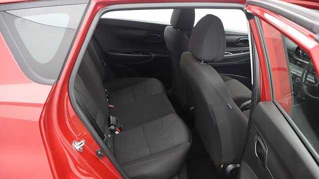 Hyundai BAYON 1.0 T-GDi MHEV SE Connect SUV 5dr Petrol Hybrid Manual Euro 6 (s/s) (100 ps) Red