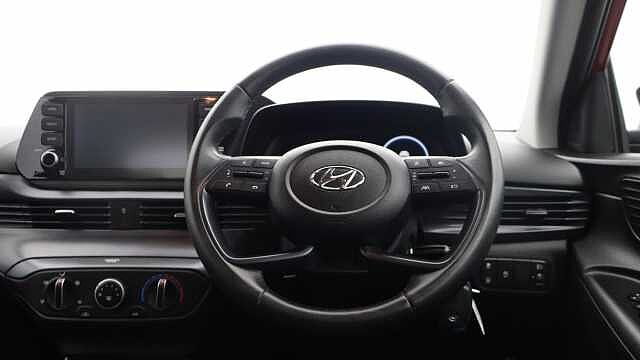 Hyundai BAYON 1.0 T-GDi MHEV SE Connect SUV 5dr Petrol Hybrid Manual Euro 6 (s/s) (100 ps) Red