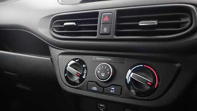 Hyundai I10 1.0 SE Connect Hatchback 5dr Petrol Auto Euro 6 (s/s) (67 ps) Grey