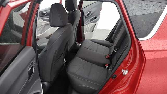 Hyundai BAYON 1.0 T-GDi MHEV Ultimate SUV 5dr Petrol Hybrid DCT Euro 6 (s/s) (100 ps)