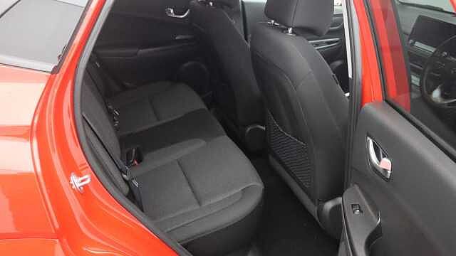 Hyundai KONA 39kWh Premium SUV 5dr Electric Auto (10.5kW Charger) (136 ps)