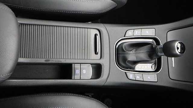 Hyundai i30 1.0 T-GDi MHEV Premium Hatchback 5dr Petrol Hybrid DCT Euro 6 (s/s) (120 ps)