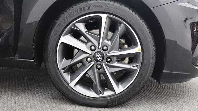 Hyundai i30 1.0 T-GDi MHEV Premium Hatchback 5dr Petrol Hybrid DCT Euro 6 (s/s) (120 ps)