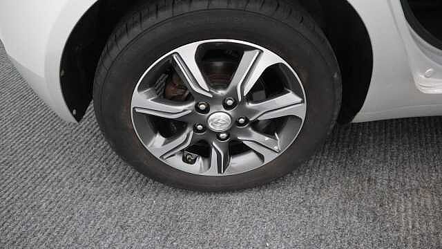 Hyundai ix20 1.6 SE Hatchback 5dr Petrol Auto Euro 6 (125 ps)