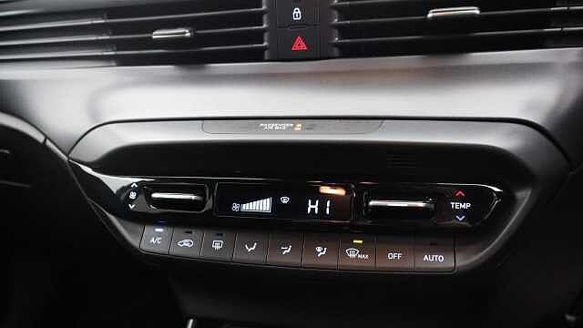 Hyundai BAYON 1.0 T-GDi Premium SUV 5dr Petrol DCT Euro 6 (s/s) (100 ps)
