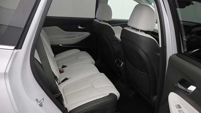 Hyundai Santa Fe 2.2 CRDi Ultimate SUV 5dr Diesel DCT 4WD Euro 6 (s/s) (193 ps)