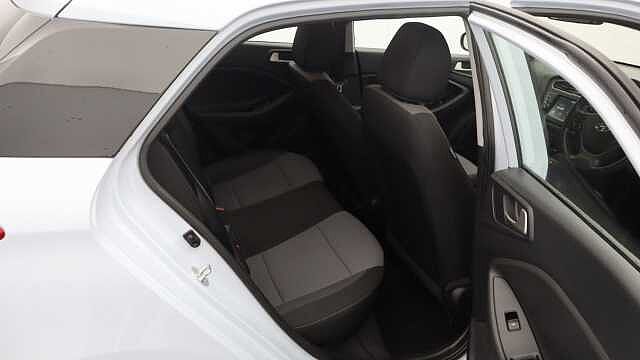 Hyundai i20 1.2 SE Launch Edition Hatchback 5dr Petrol Manual Euro 6 (s/s) (84 ps)