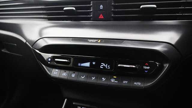 Hyundai BAYON 1.0 T-GDi MHEV Premium SUV 5dr Petrol Euro 6 (s/s) (120 ps)