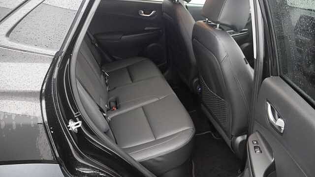 Hyundai KONA 1.6 h-GDi Ultimate SUV 5dr Petrol Hybrid DCT Euro 6 (s/s) (141 ps)