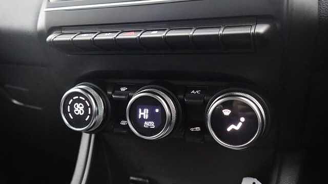 Renault CAPTUR 1.0 TCe techno SUV 5dr Petrol Manual Euro 6 (s/s) (90 ps) Grey