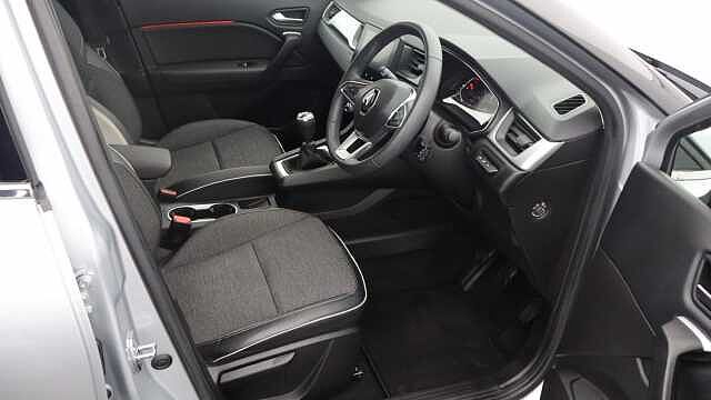 Renault CAPTUR 1.0 TCe techno SUV 5dr Petrol Manual Euro 6 (s/s) (90 ps) Grey