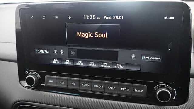 Hyundai KONA 1.6 h-GDi Ultimate SUV 5dr Petrol Hybrid DCT Euro 6 (s/s) (141 ps)