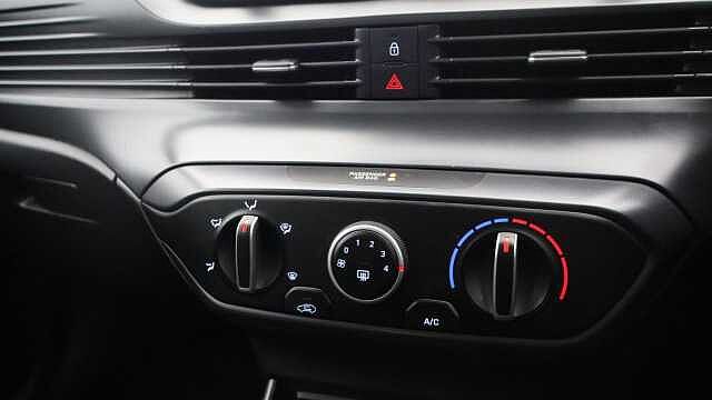 Hyundai BAYON 1.0 T-GDi MHEV SE Connect SUV 5dr Petrol Hybrid Manual Euro 6 (s/s) (100 ps)