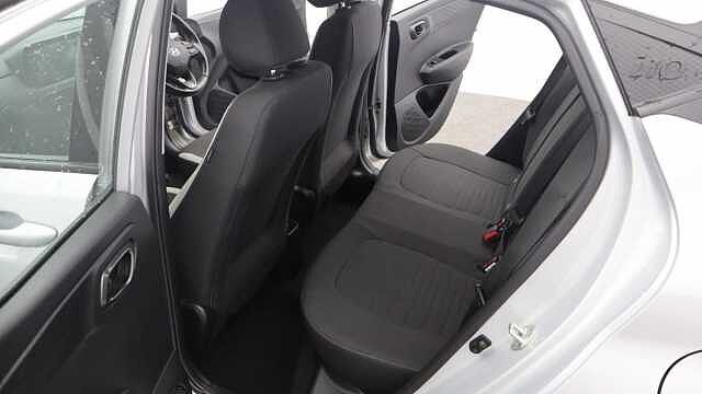 Hyundai i10 1.2 SE Connect Hatchback 5dr Petrol Manual Euro 6 (s/s) (84 ps)