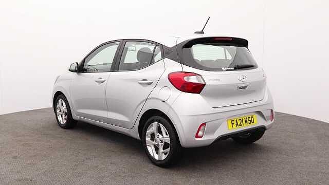 Hyundai i10 1.2 SE Connect Hatchback 5dr Petrol Manual Euro 6 (s/s) (84 ps)