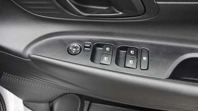 Hyundai i20 1.0 T-GDi Advance Hatchback 5dr Petrol DCT Euro 6 (s/s) (100 ps)