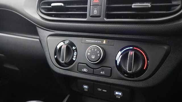 Hyundai I10 1.0 Advance Hatchback 5dr Petrol Manual Euro 6 (s/s) (63 ps) White