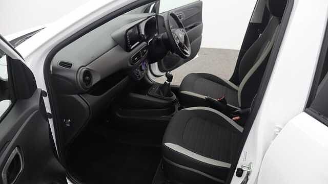 Hyundai I10 1.0 Advance Hatchback 5dr Petrol Manual Euro 6 (s/s) (63 ps) White