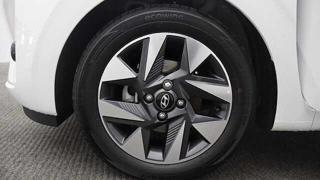 Hyundai I10 1.0 Advance Hatchback 5dr Petrol Manual Euro 6 (s/s) (63 ps) White