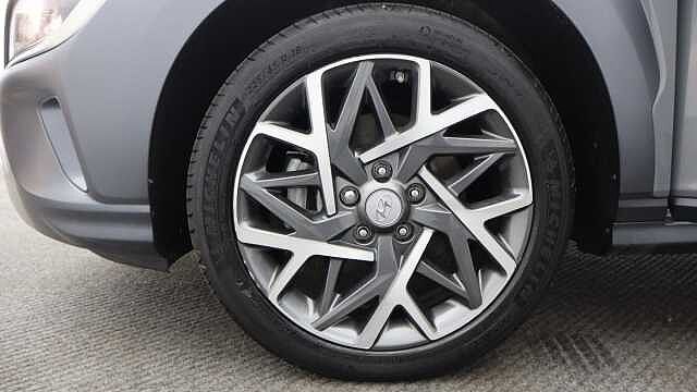 Hyundai KONA 1.6 h-GDi Premium SUV 5dr Petrol Hybrid DCT Euro 6 (s/s) (141 ps)