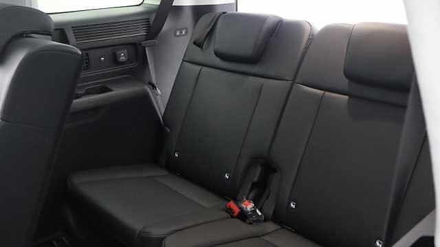 Hyundai Santa Fe 1.6 h T-GDi Ultimate SUV 5dr Petrol Hybrid Auto Euro 6 (s/s) (7Seat) (215 ps)