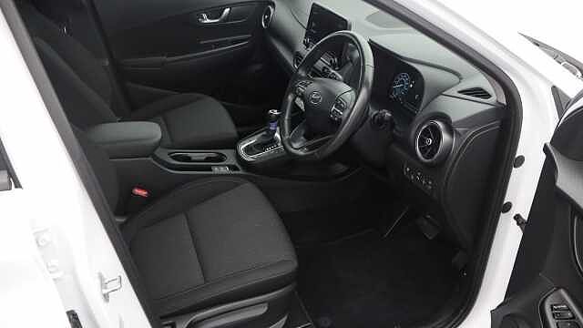 Hyundai KONA 1.6 h-GDi Premium SUV 5dr Petrol Hybrid DCT Euro 6 (s/s) (141 ps)